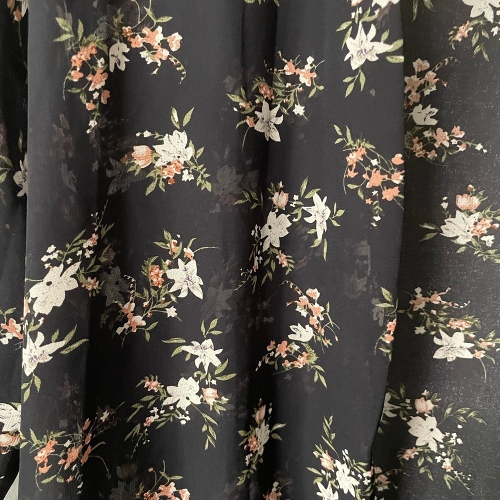 Hey Babe boho black floral printed sheer kimono and lined shorts set. Size Small - Picture 11 of 11